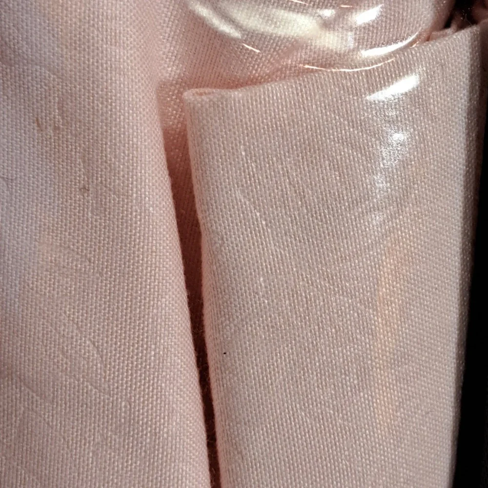 Betsey Johnson Full 6 Piece Embossed Sheet Set Pink Includes‎ Bonus Pillowcases